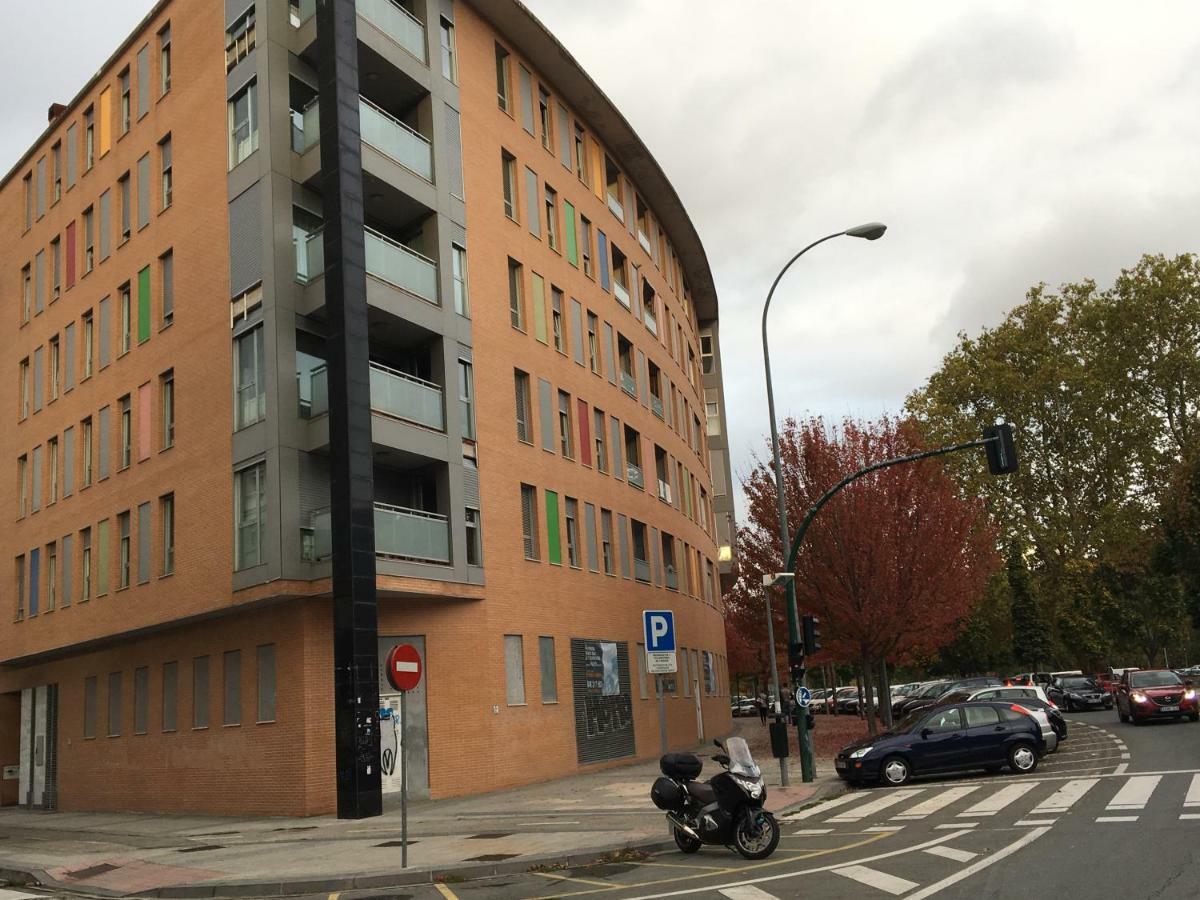 Skylinepamplona Apartment Exterior foto